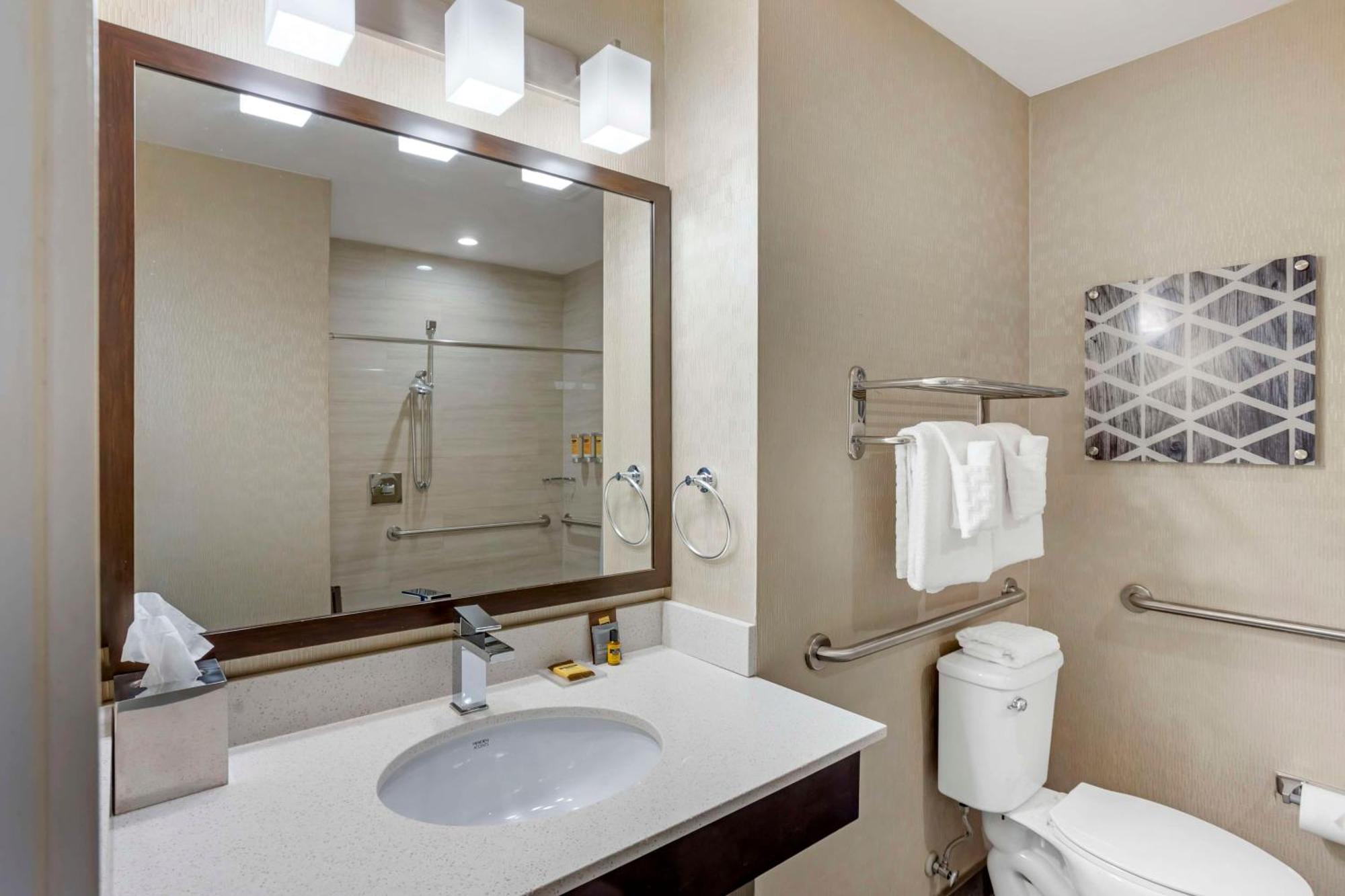 Best Western Plus Philadelphia-Pennsauken Hotel Cherry Hills Village Εξωτερικό φωτογραφία